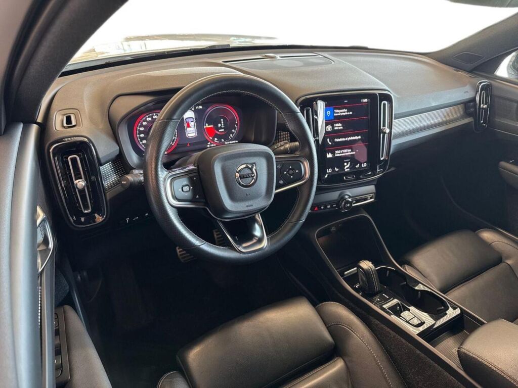 Volvo XC40 2021 Valkoinen