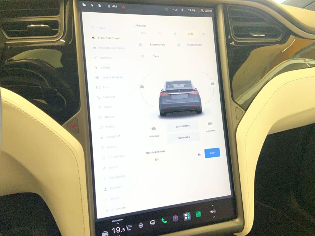 Tesla Model X 2018 Harmaa