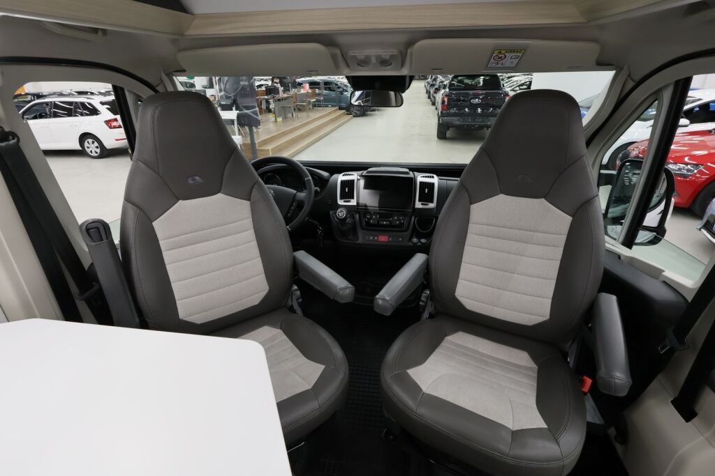 Adria TWIN AXESS 640 SL 2024 Valkoinen