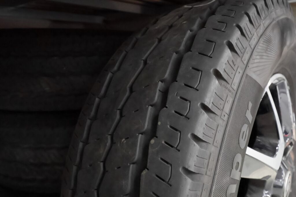 Adria TWIN AXESS 640 SL 2024 Valkoinen