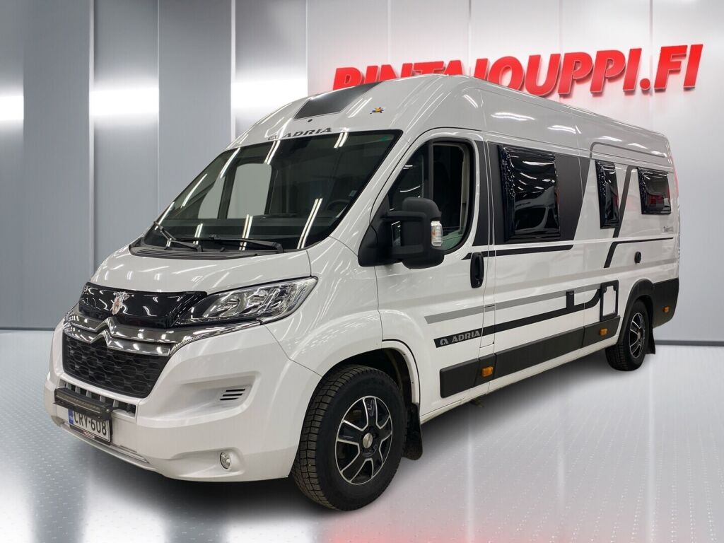 Adria TWIN AXESS 640 SL 2024 Valkoinen