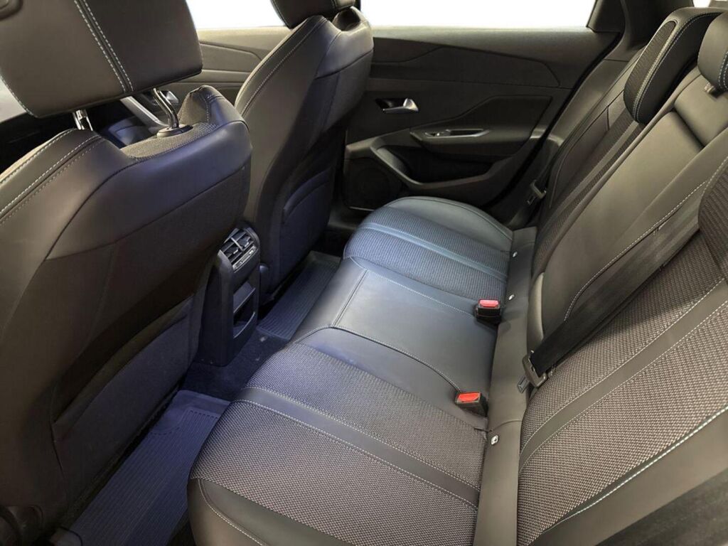 Peugeot 308 2024 Sininen