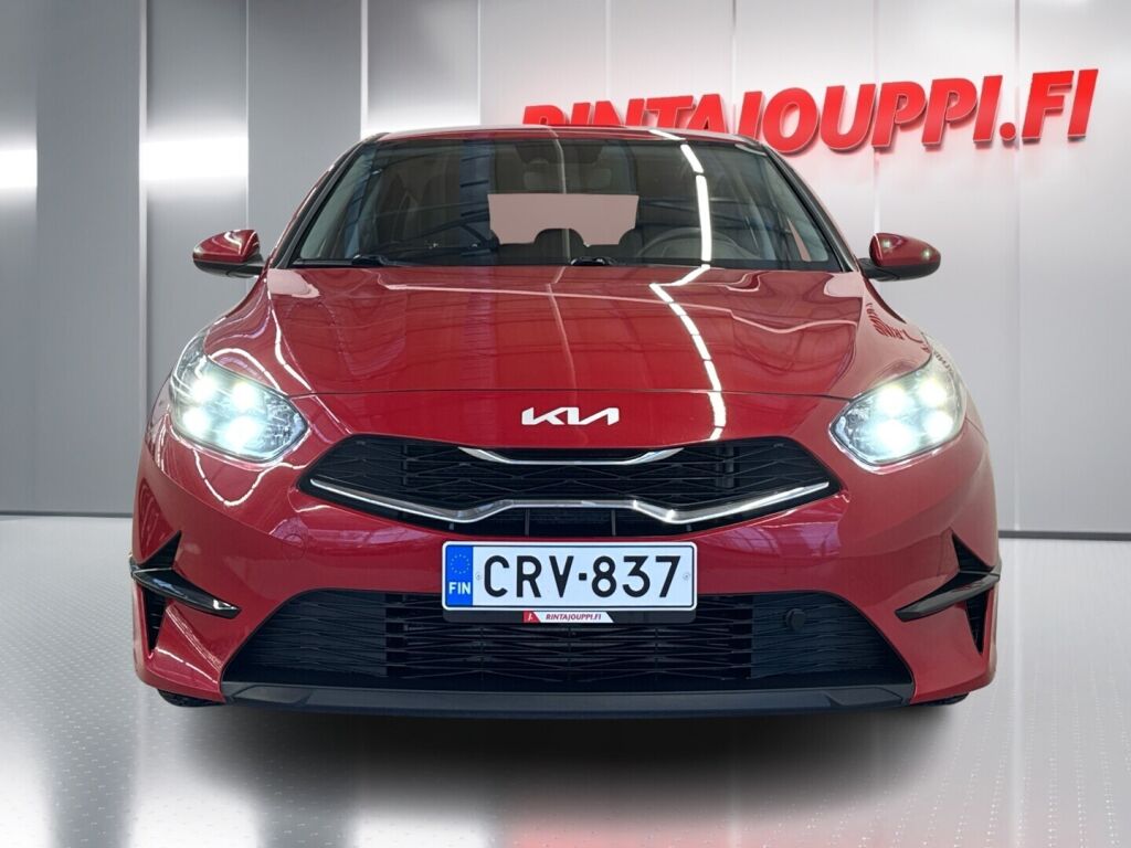 Kia Ceed 2024 Punainen