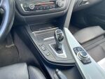 BMW 330 2013 Musta