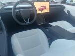 Tesla Model 3 2024 Valkoinen