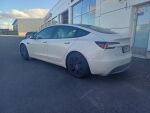Tesla Model 3 2024 Valkoinen