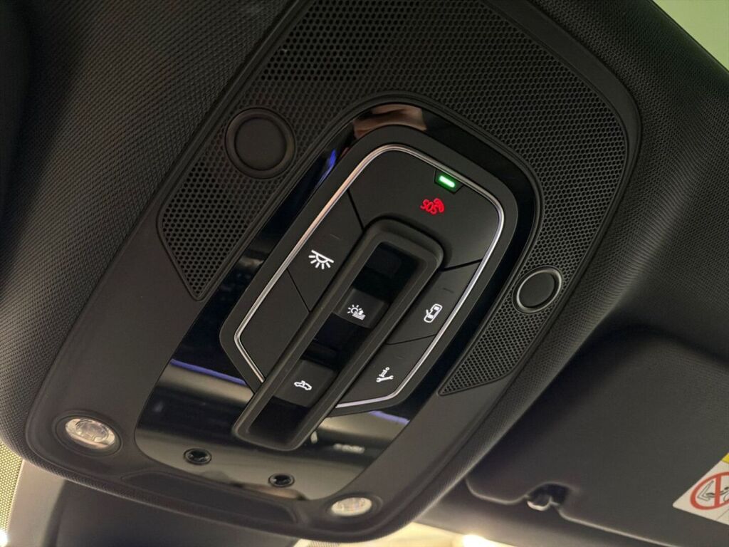 Audi e-tron 2021 Harmaa