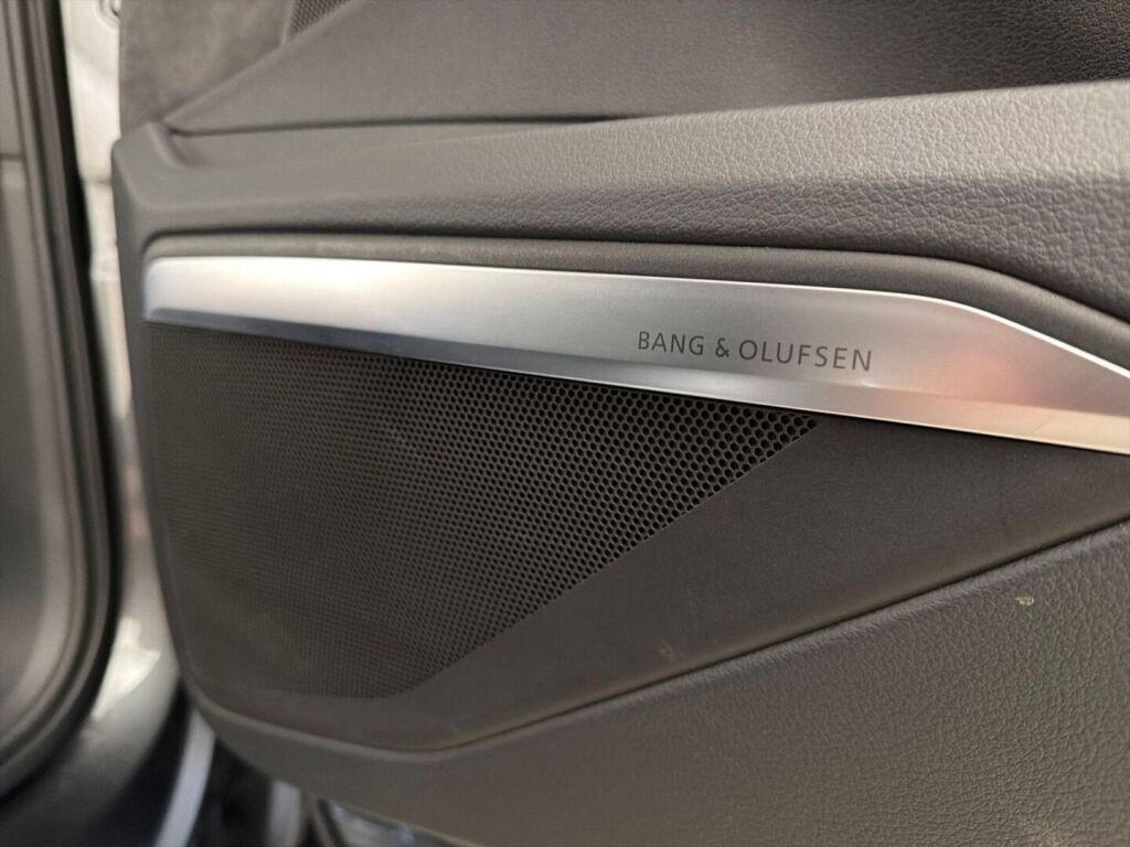 Audi e-tron 2021 Harmaa