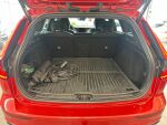 Volvo V60 2022 Punainen