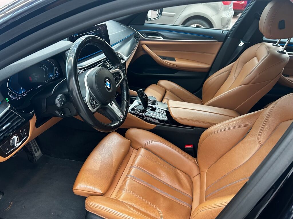 BMW 545 2021 Sininen