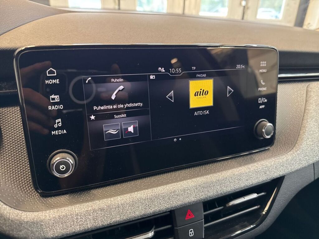Skoda Kamiq 2025 Musta