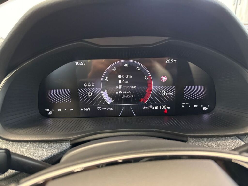 Skoda Kamiq 2025 Musta