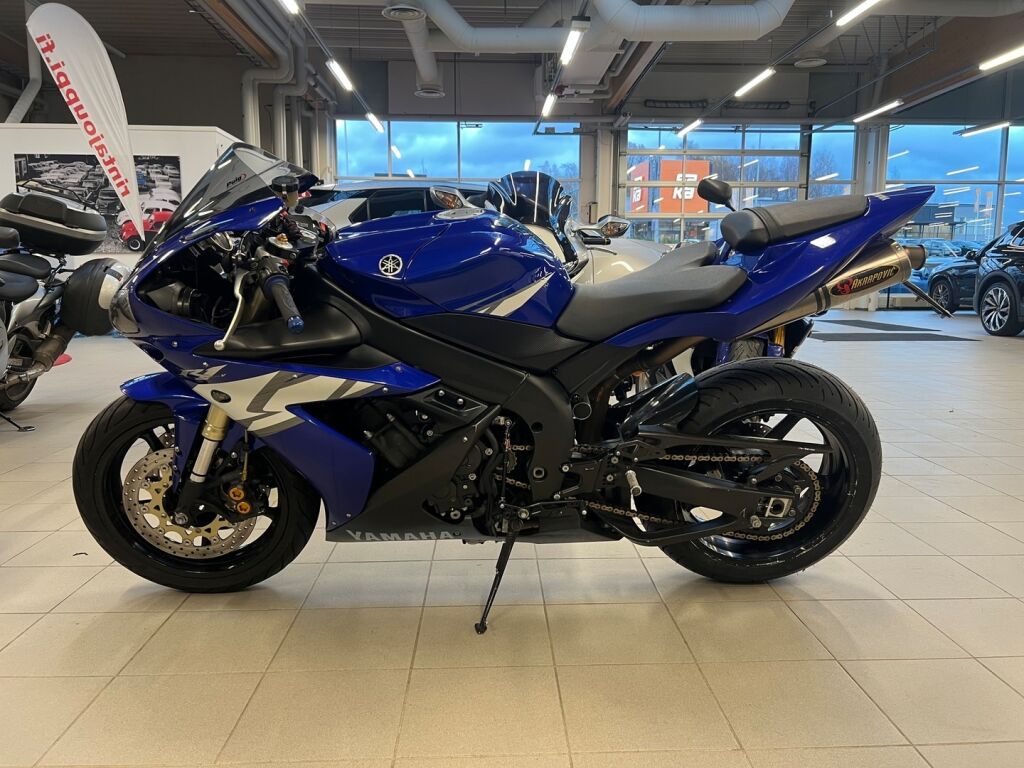 Yamaha YZF-R1 2004 