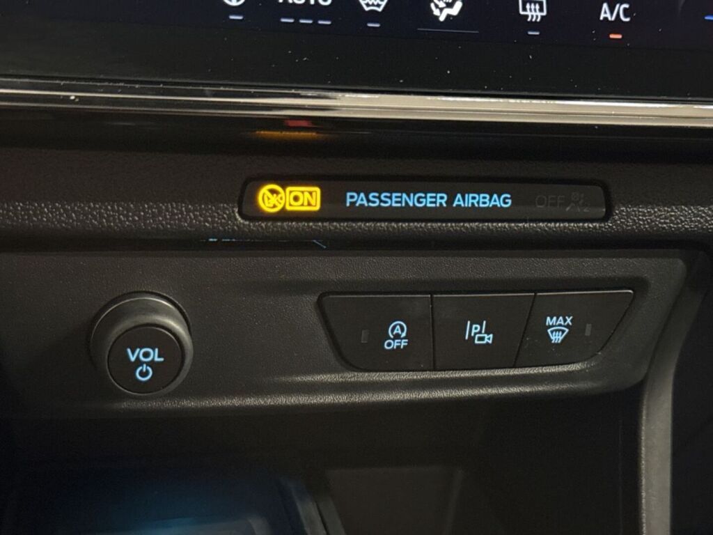 Ford Puma 2025 Valkoinen