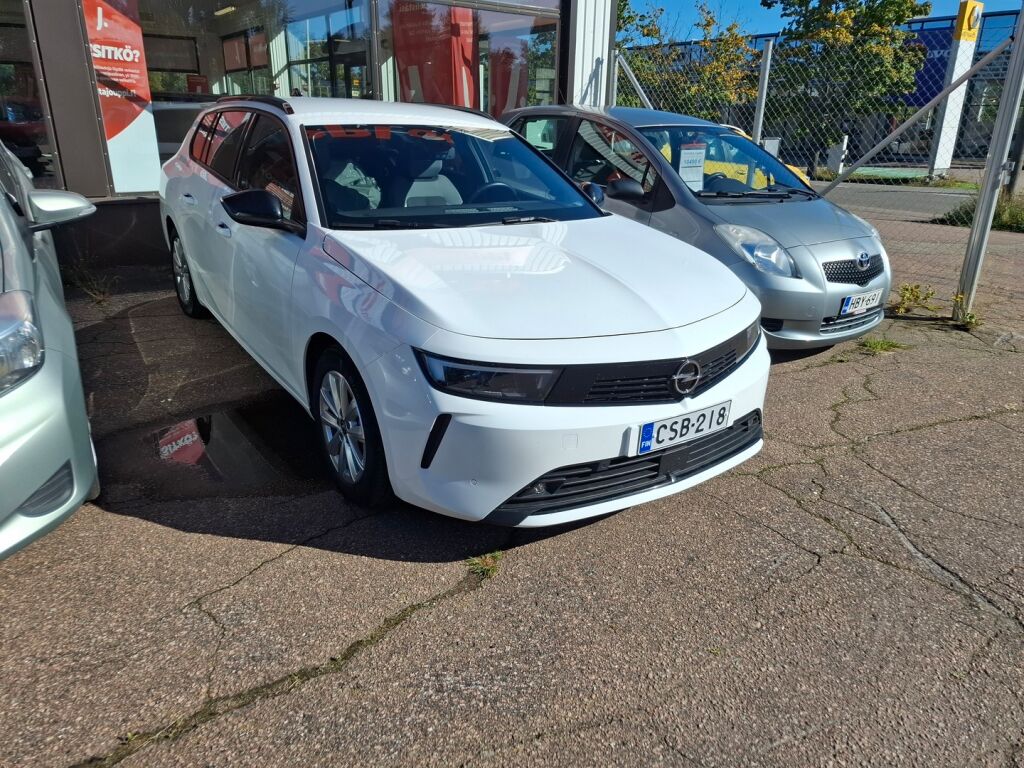 Opel Astra 2024 Valkoinen