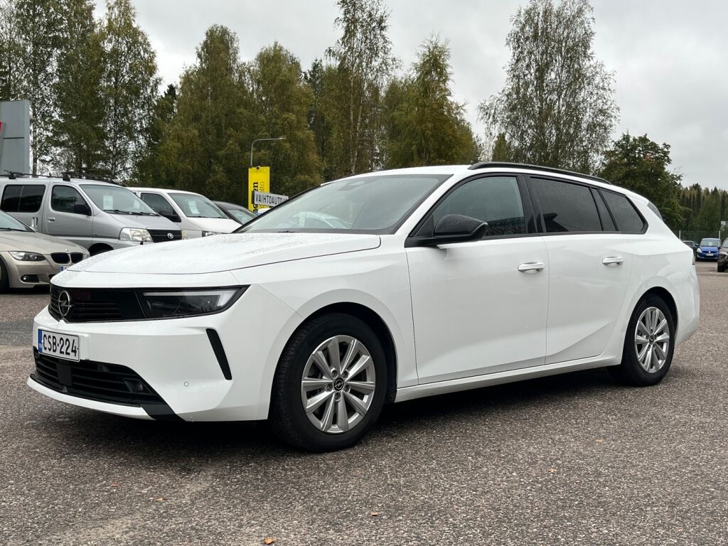 Opel Astra 2024 Valkoinen