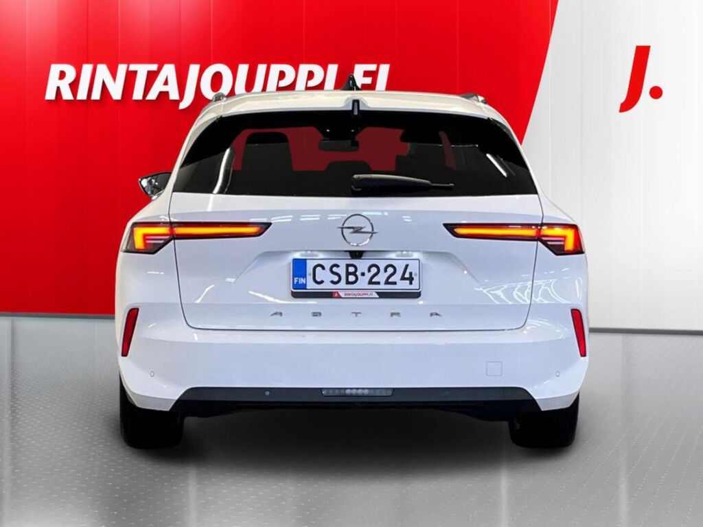 Opel Astra 2024 Valkoinen