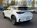 Lexus LBX 2025 Valkoinen