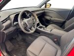 Lexus LBX 2024 Punainen