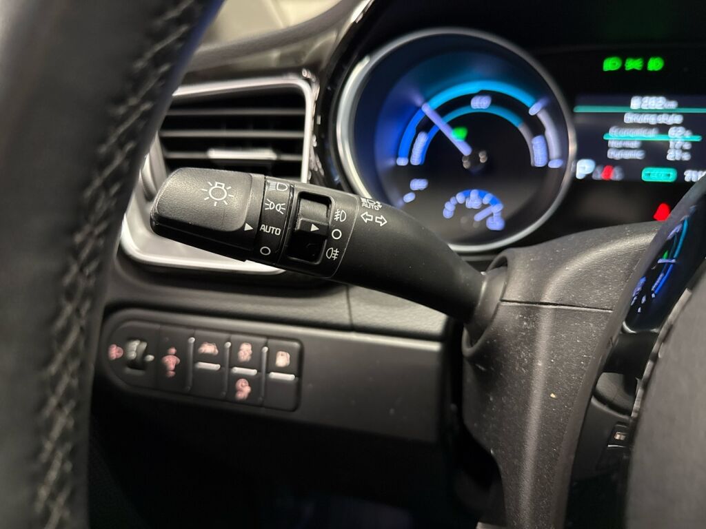 Kia XCeed 2021 Valkoinen