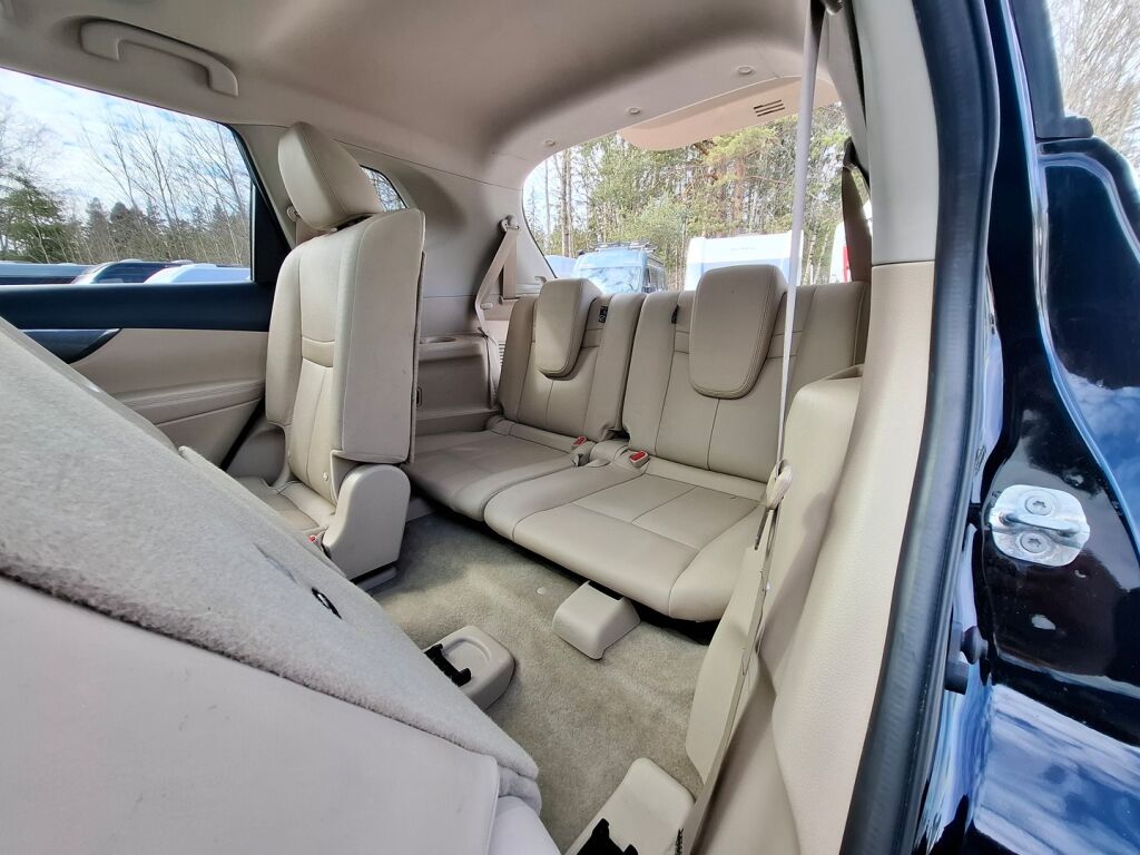 Nissan X-Trail 2016 Musta