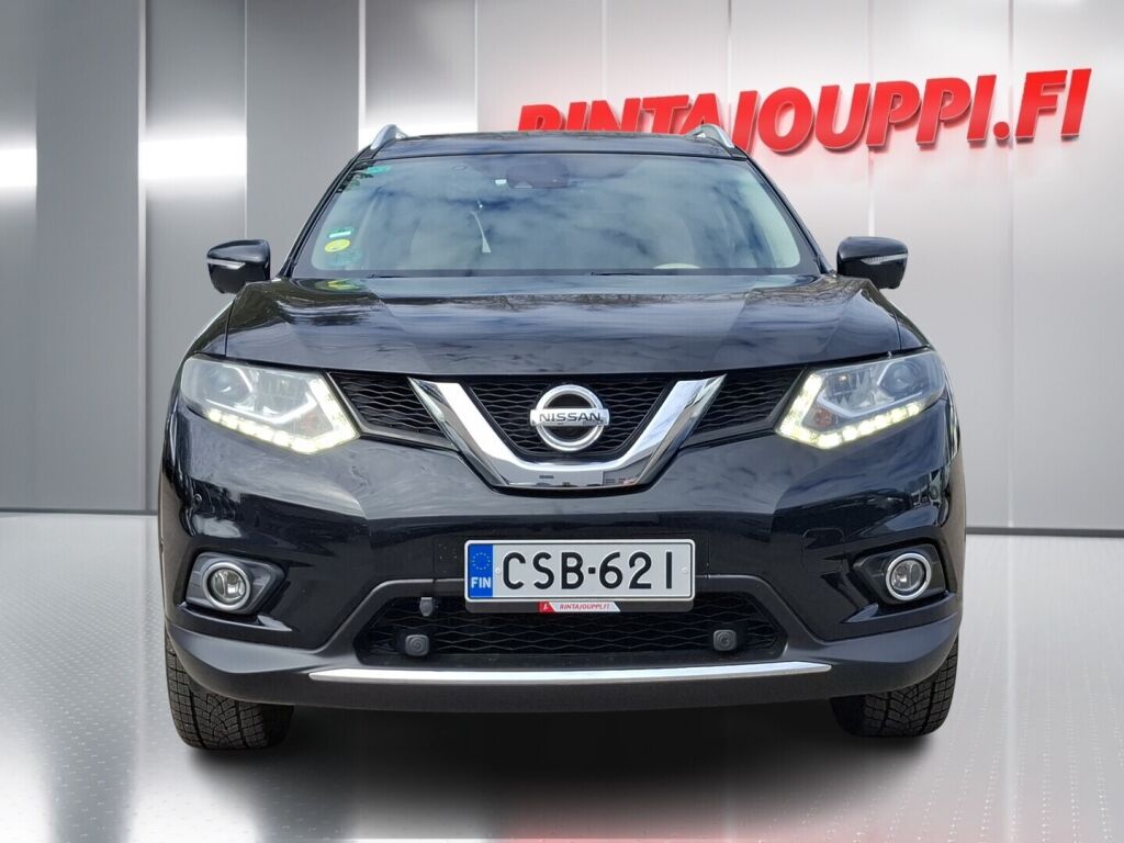 Nissan X-Trail 2016 Musta
