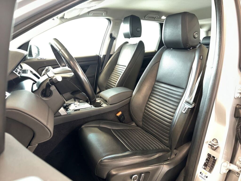 Land Rover Discovery Sport 2021 Harmaa