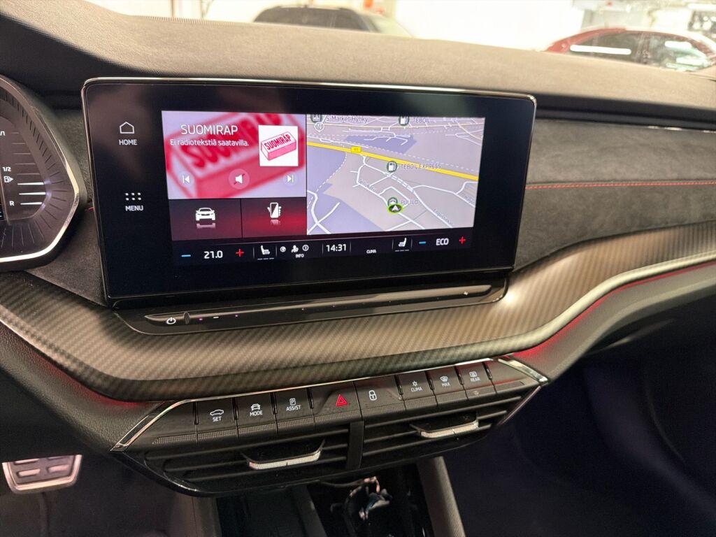 Skoda Octavia 2021 Musta