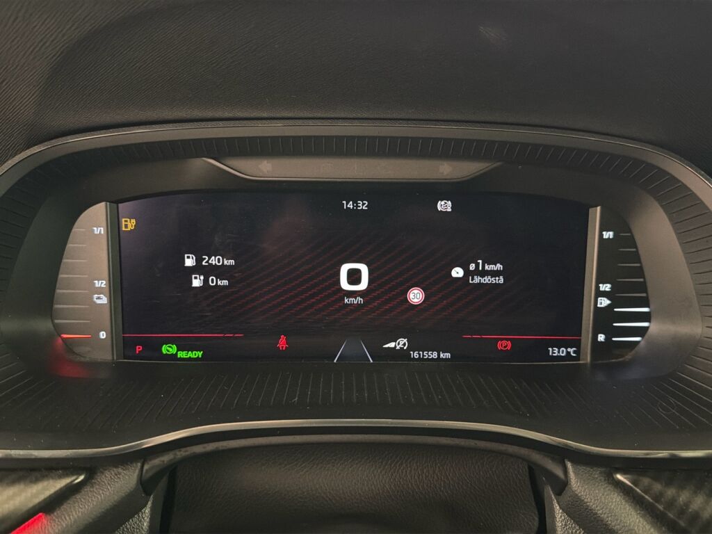 Skoda Octavia 2021 Musta