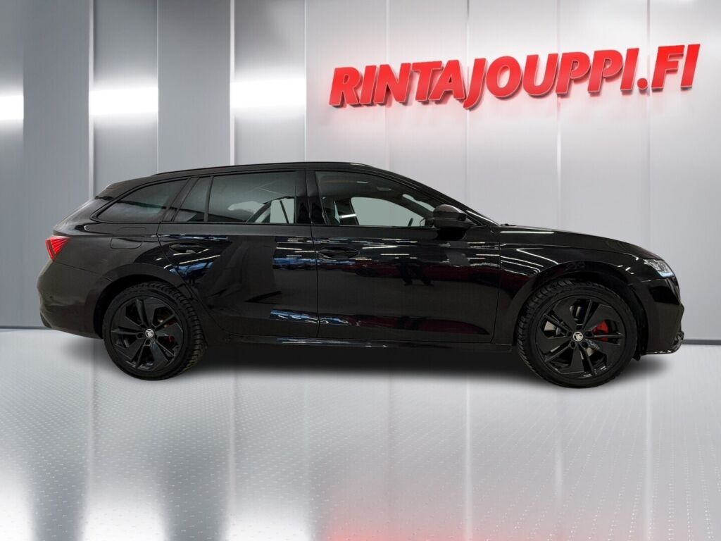 Skoda Octavia 2021 Musta