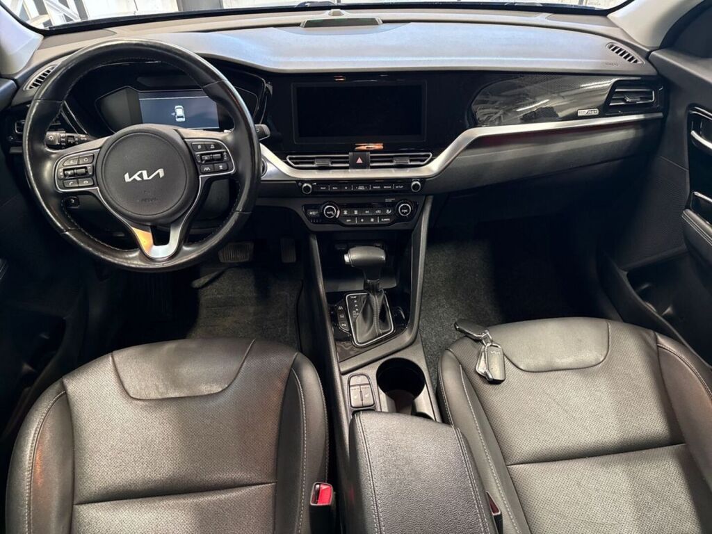 Kia Niro 2022 Musta