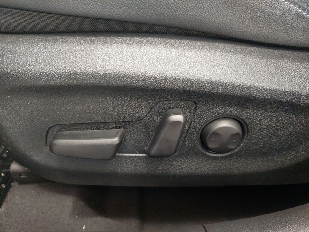 Kia Niro 2022 Musta