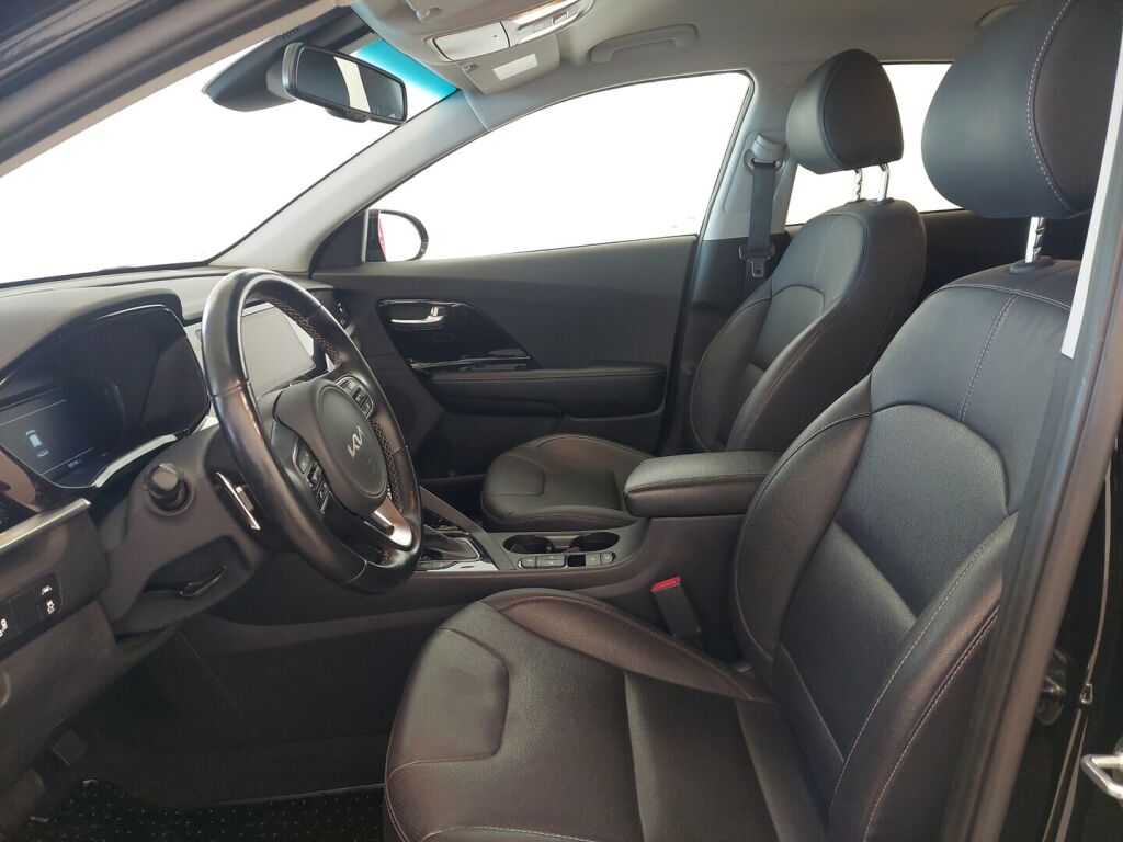 Kia Niro 2022 Musta