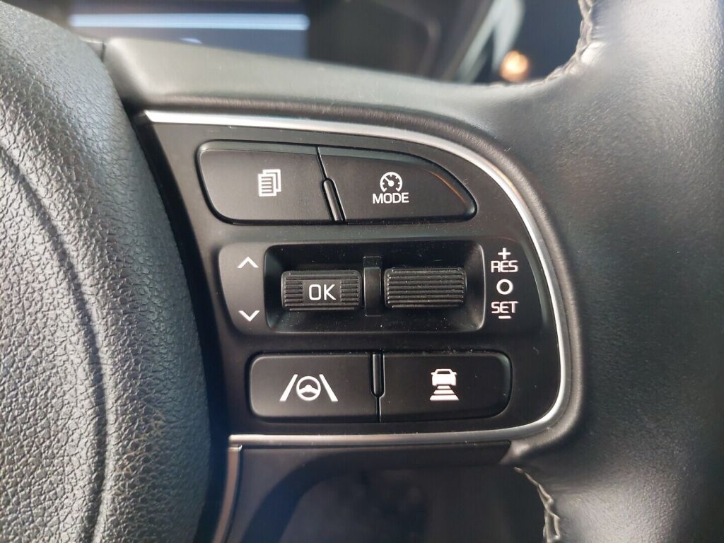 Kia Niro 2022 Musta
