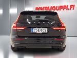 Volvo V60 2025 Musta