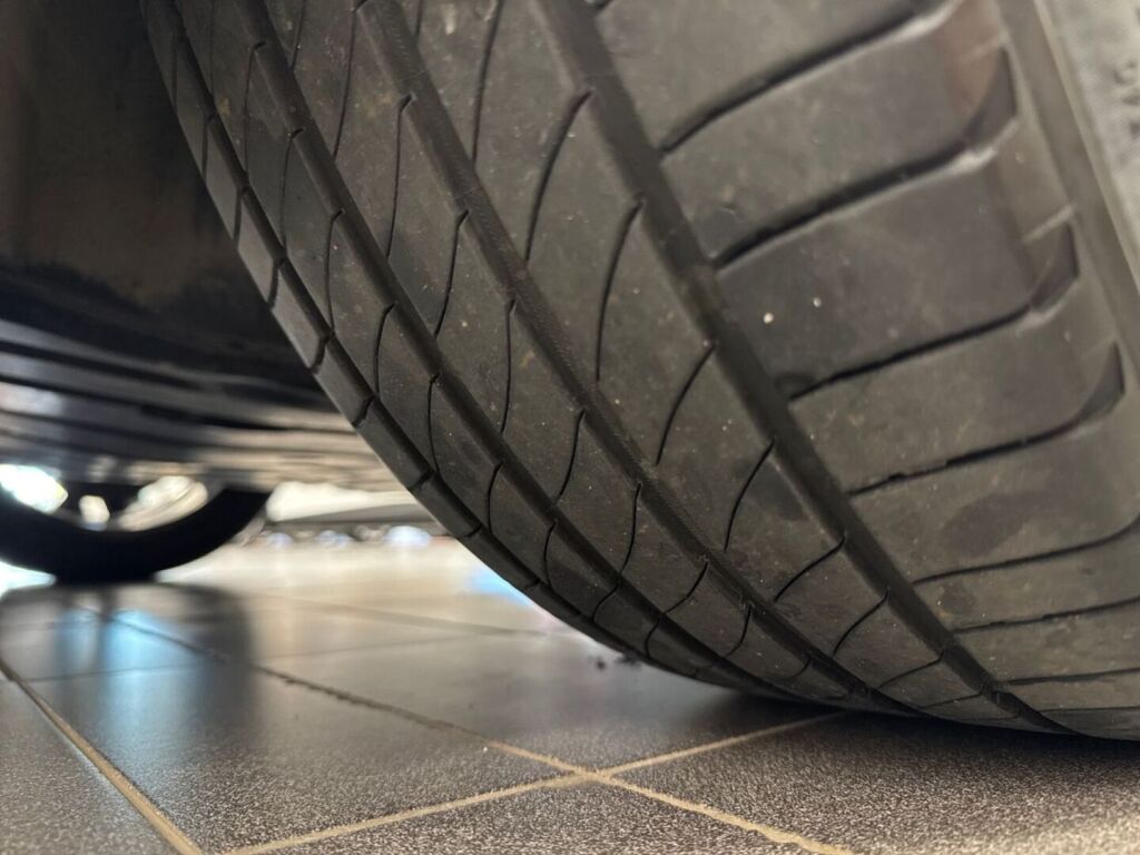 Polestar 2 2022 Harmaa