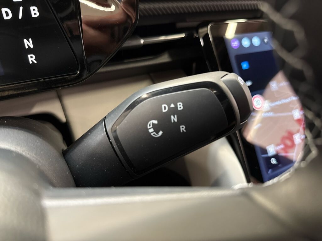 Ford Capri 2026 Frozen White