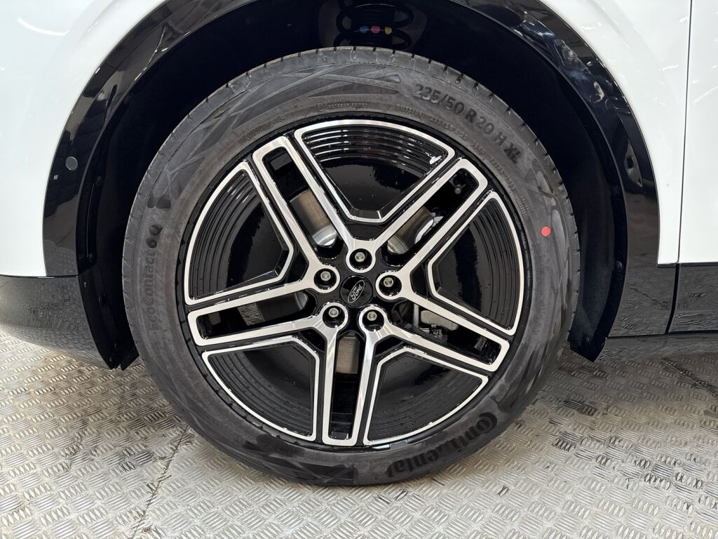 Ford Capri 2025 Frozen White