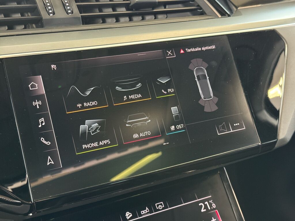 Audi e-tron 2020 Sininen