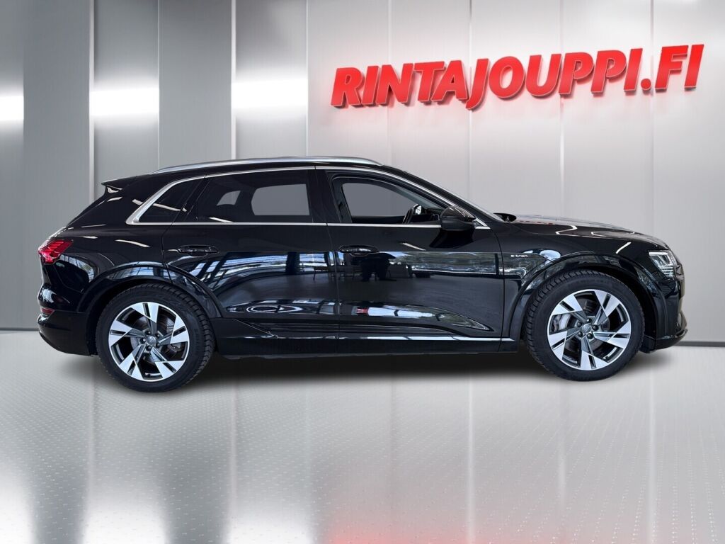 Audi e-tron 2020 Sininen