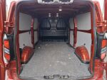 Ford Transit Custom 2025 Punainen