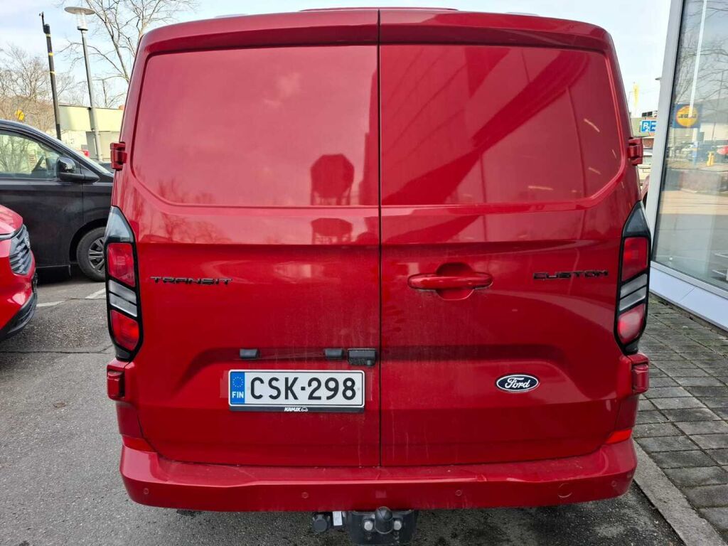 Ford Transit Custom 2025 Punainen