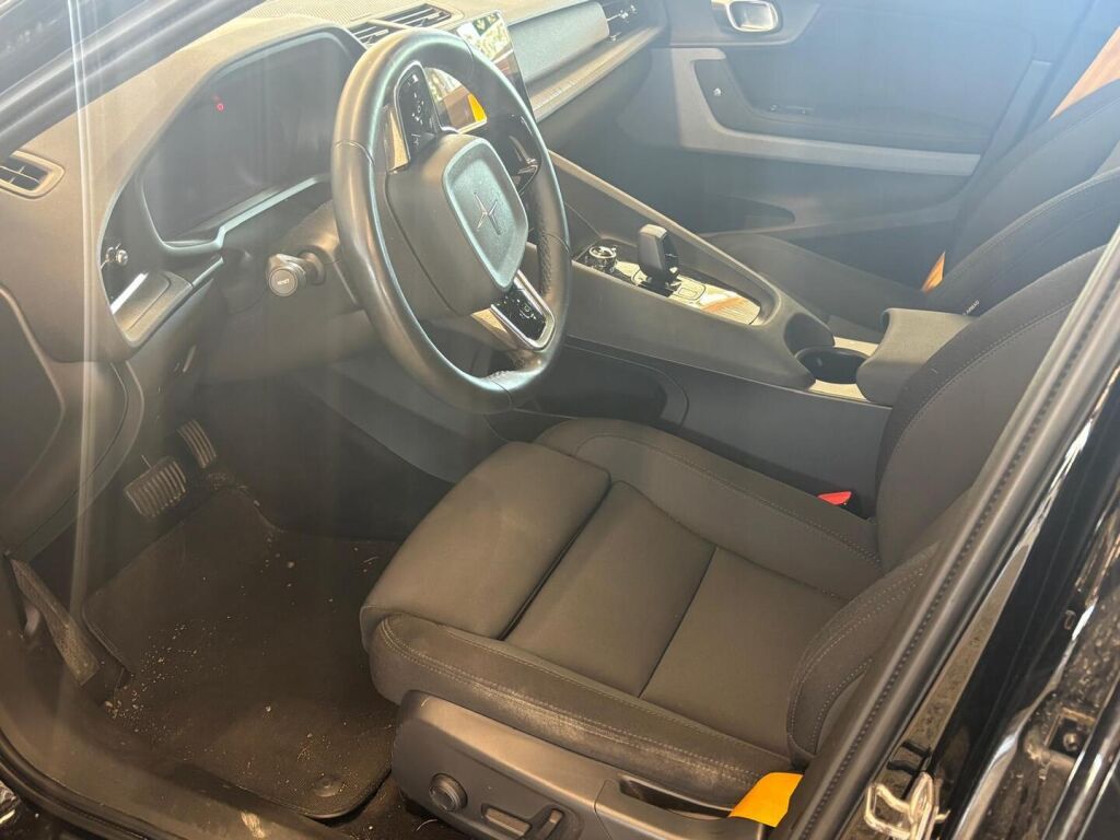 Polestar 2 2021 Musta