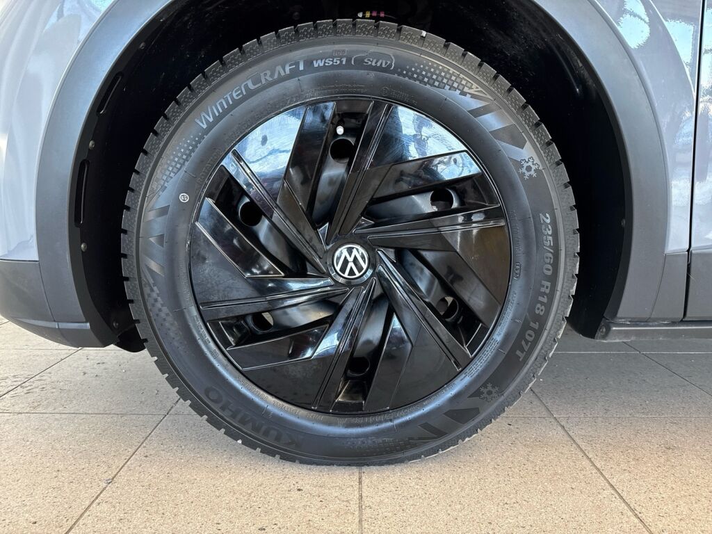 Volkswagen ID.4 2022 Harmaa