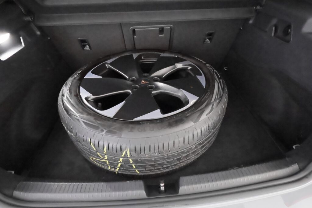 Cupra Born 2022 Harmaa