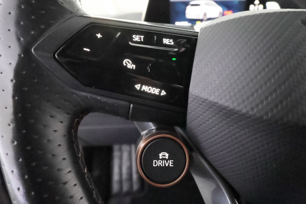 Cupra Born 2022 Harmaa