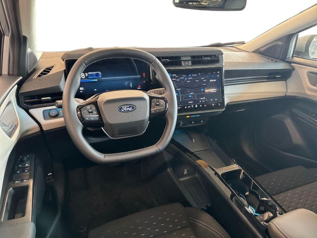 Ford Puma Gen-E 2025 Solar Silver