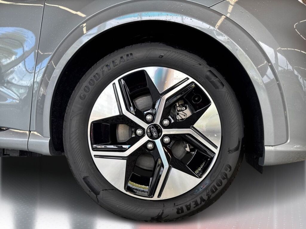 Ford Puma Gen-E 2025 Solar Silver