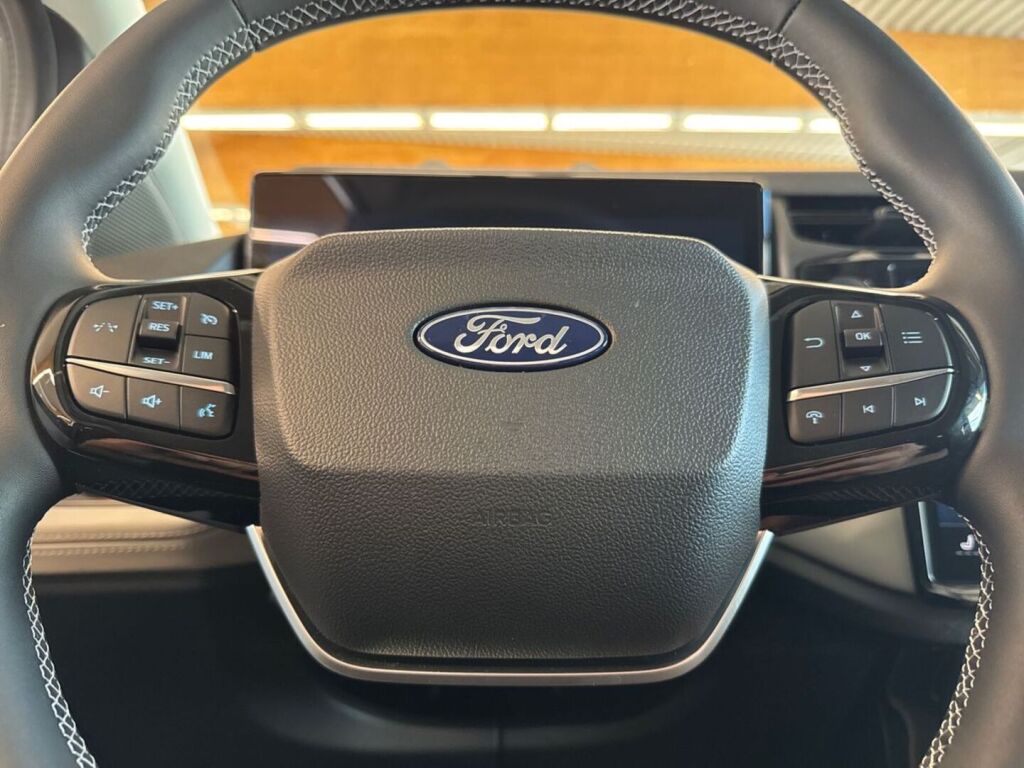 Ford Puma Gen-E 2025 Frozen White