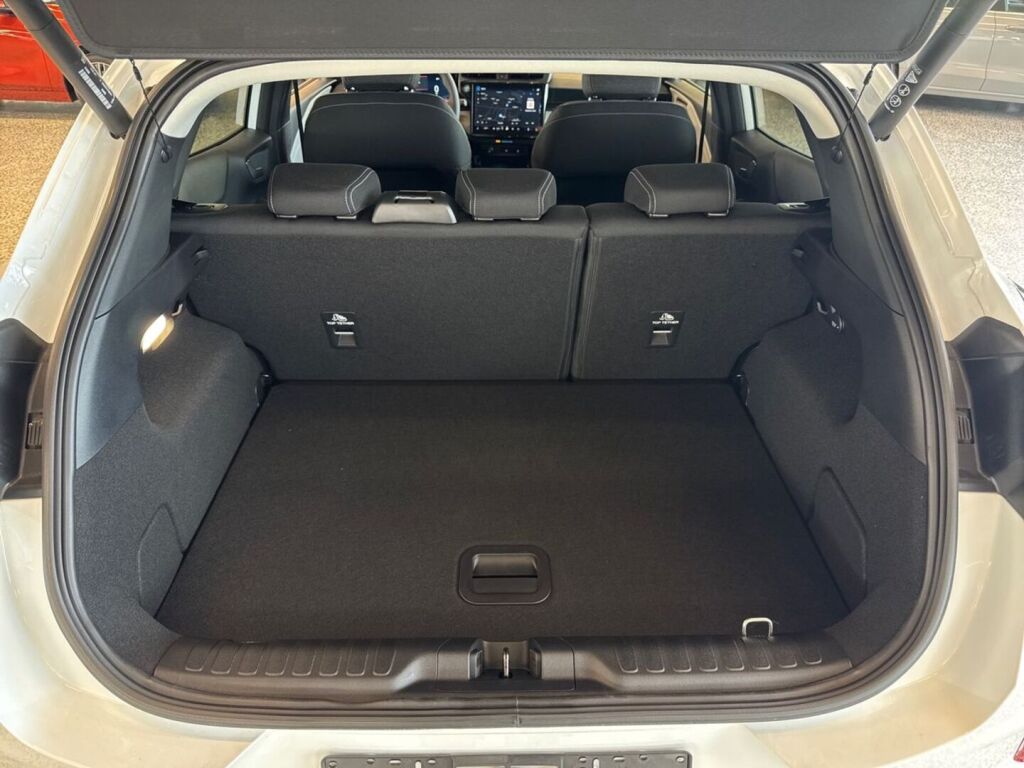 Ford Puma Gen-E 2025 Frozen White